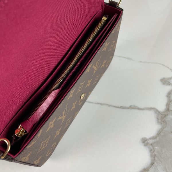 LOUIS VUITTON Pochette Félicie – Image 9