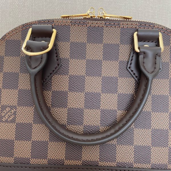 LOUIS VUITTON Alma BB – Image 19