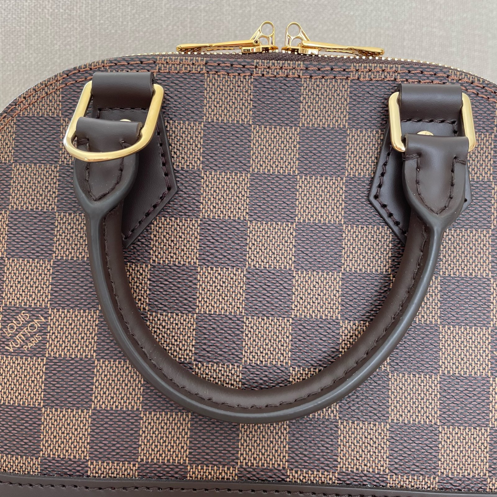 LOUIS VUITTON Alma BB – Image 19