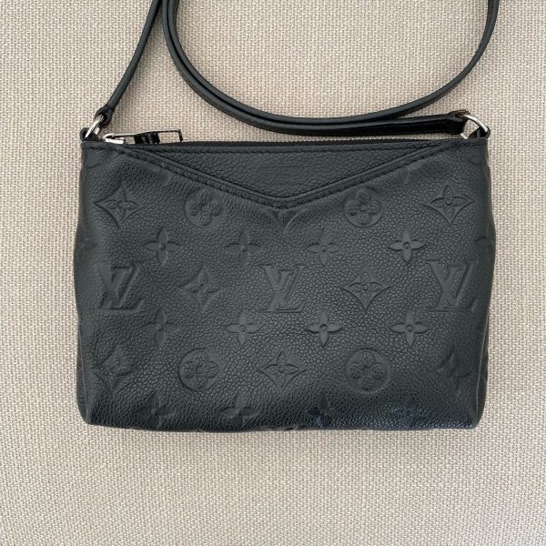 LOUIS VUITTON Pochette Pallas BB – Image 25