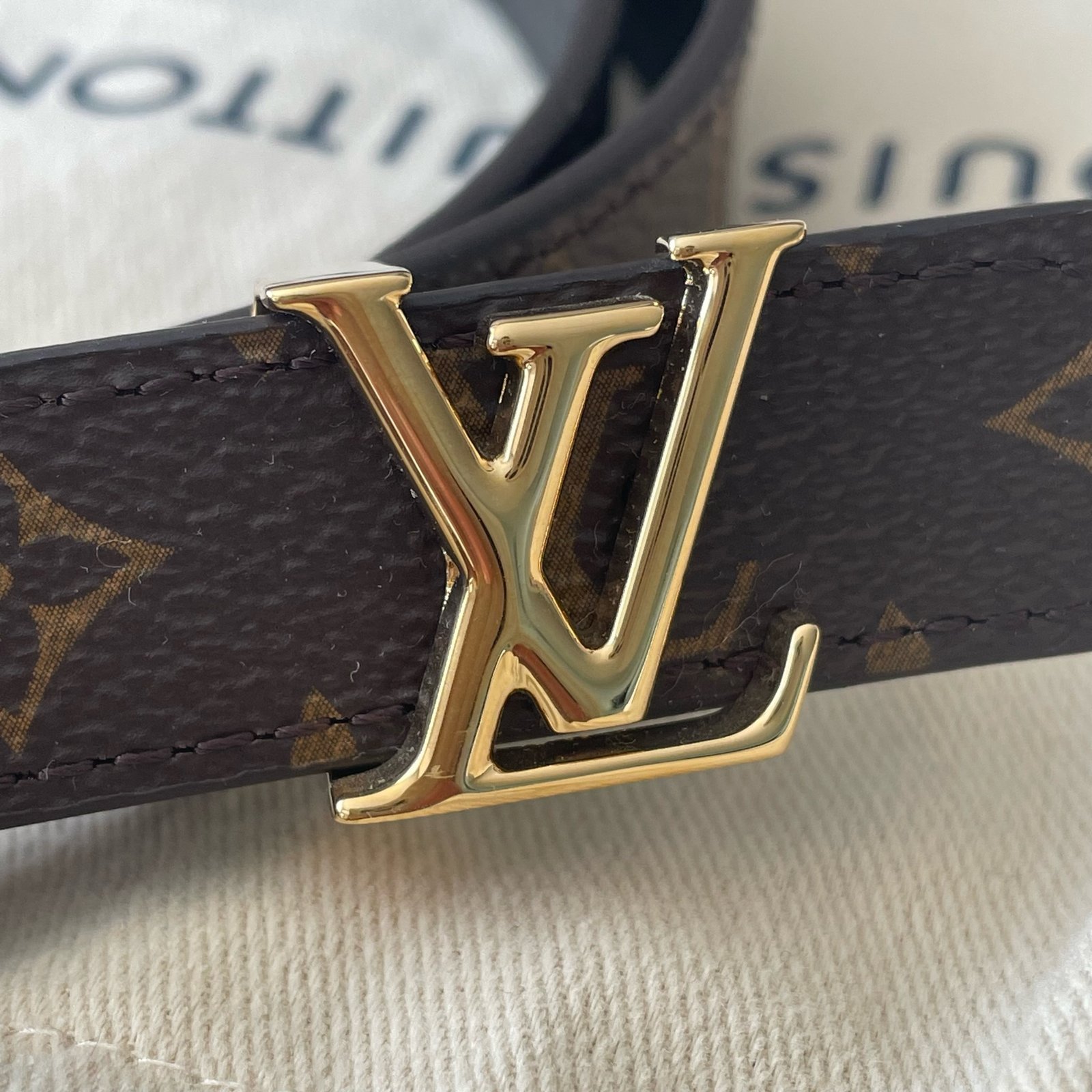 LOUIS VUITTON Ceinture LV Iconic 20 mm Réversible – Image 10