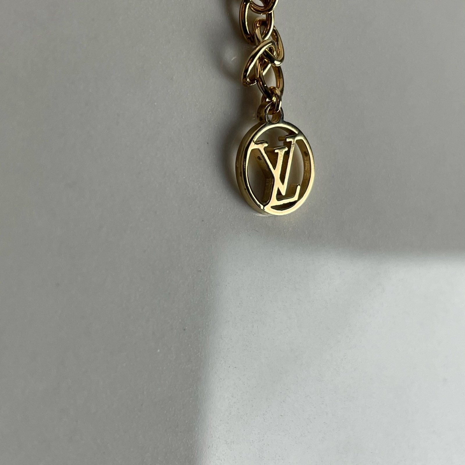 LOUIS VUITTON Bracelet LV Iconic – Image 9