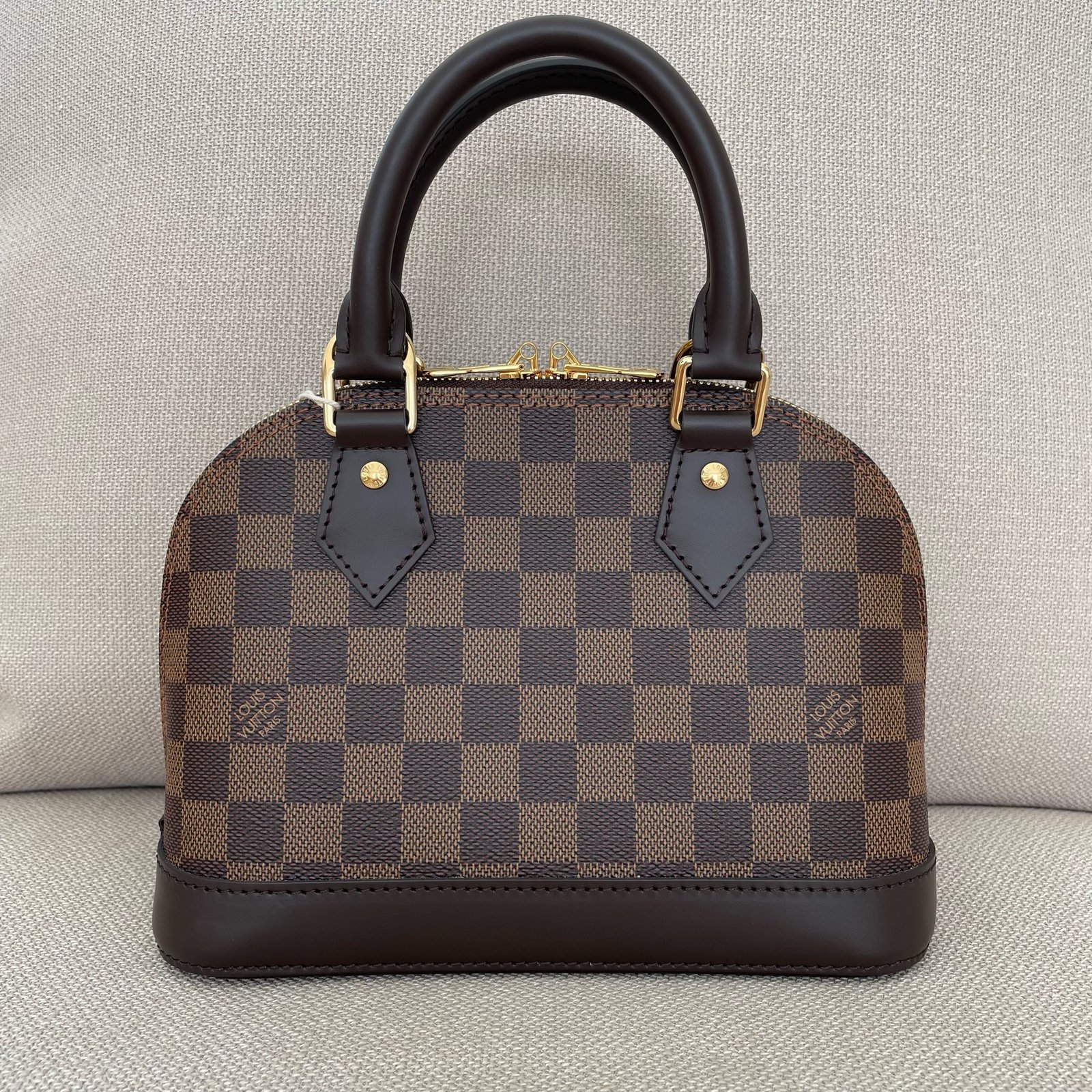 LOUIS VUITTON Alma BB – Image 5