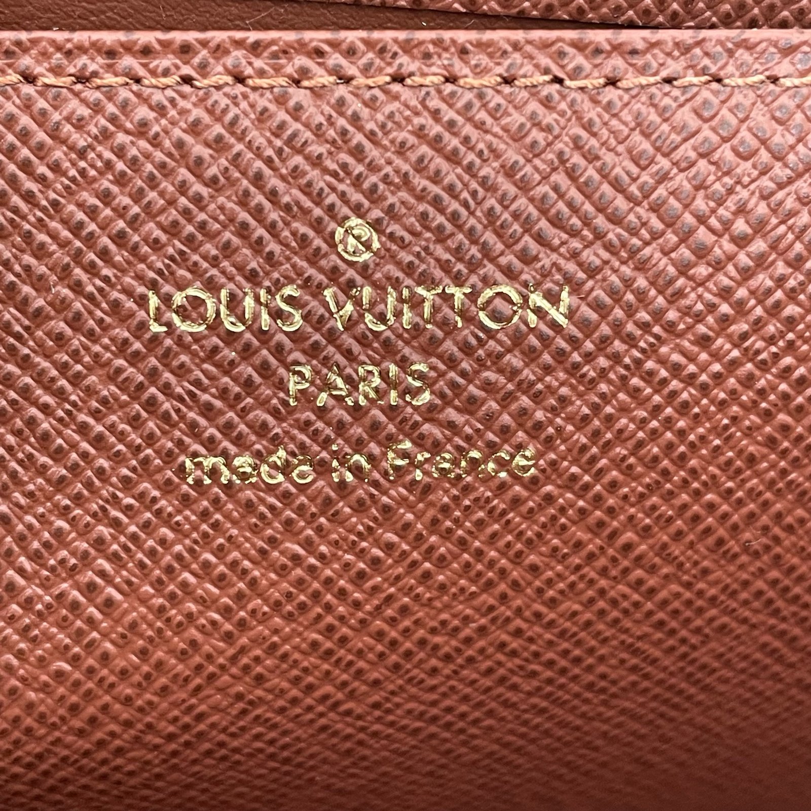 LOUIS VUITTON Zippy Wallet – Image 16