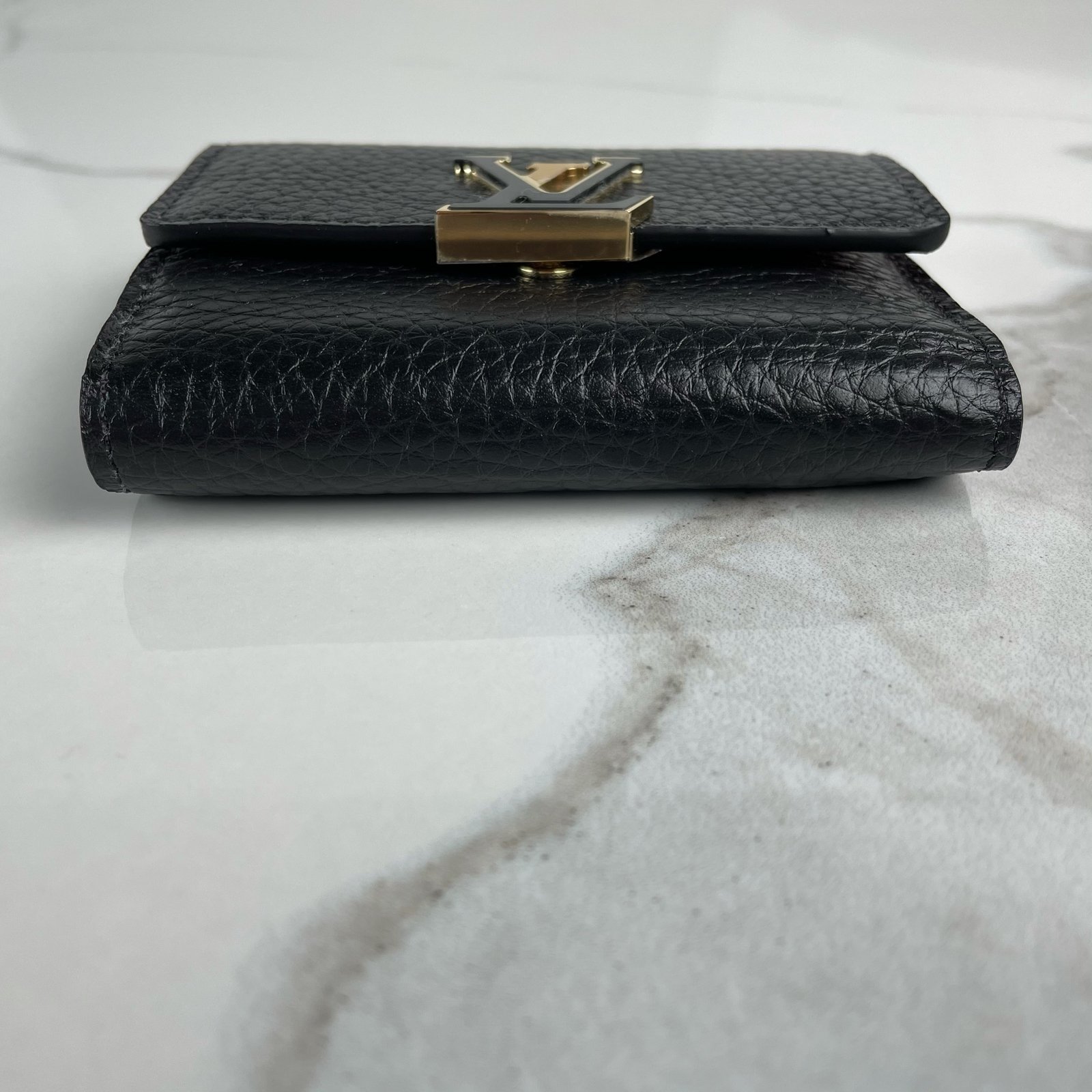 LOUIS VUITTON Capucines XS Wallet – Image 5