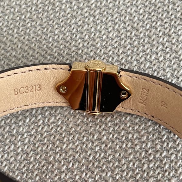 LOUIS VUITTON Bracelet Nano Monogram – Image 5