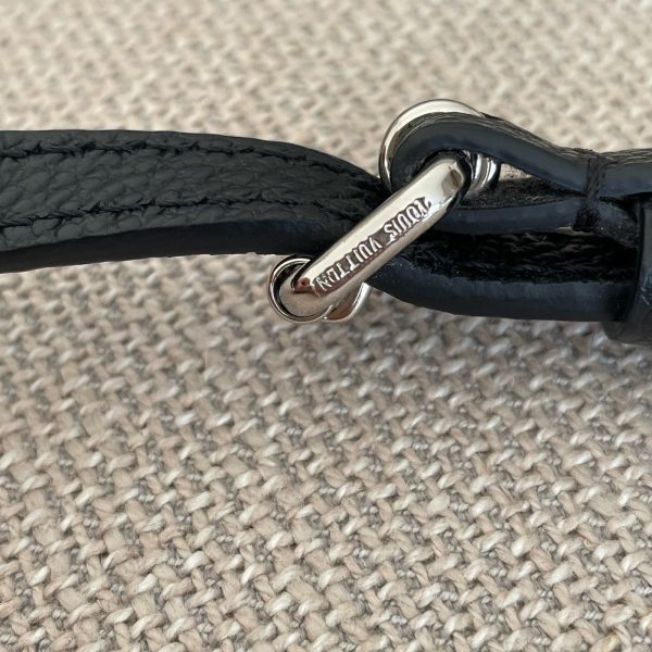 LOUIS VUITTON Pochette Pallas BB – Image 31