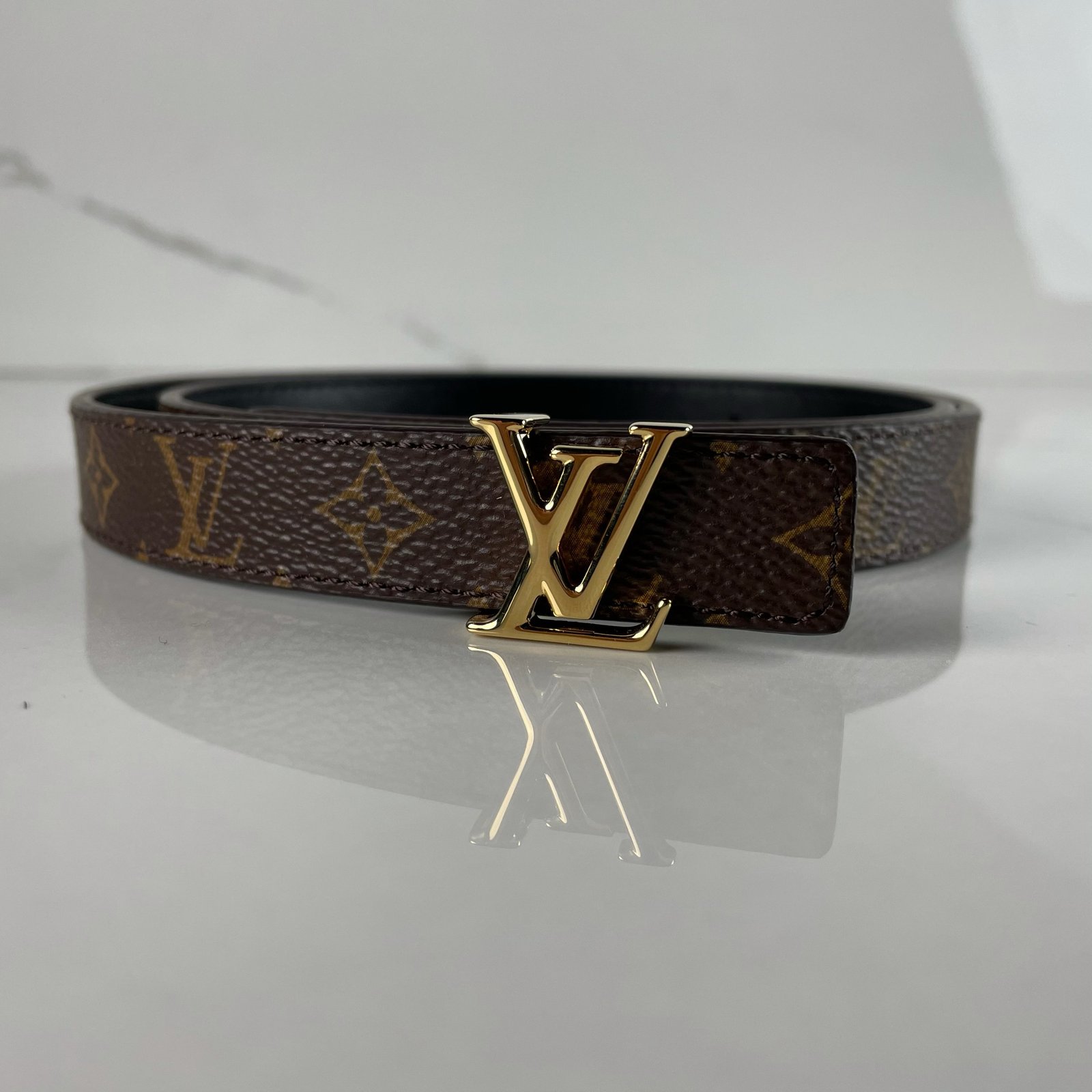 LOUIS VUITTON Ceinture LV Iconic 20 mm Réversible