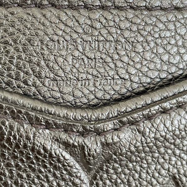 LOUIS VUITTON Pochette Pallas BB – Image 32