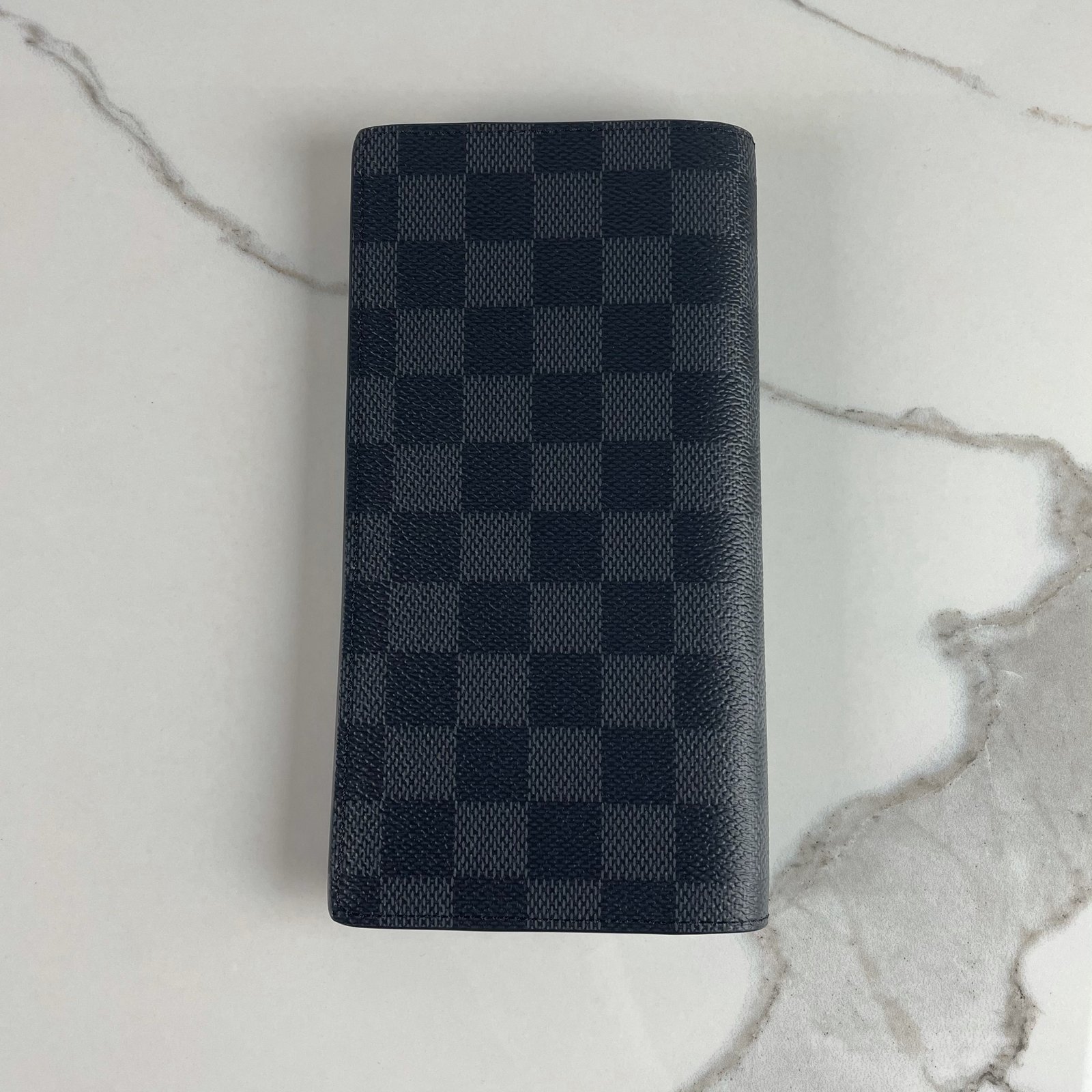 LOUIS VUITTON Brazza Wallet – Image 3