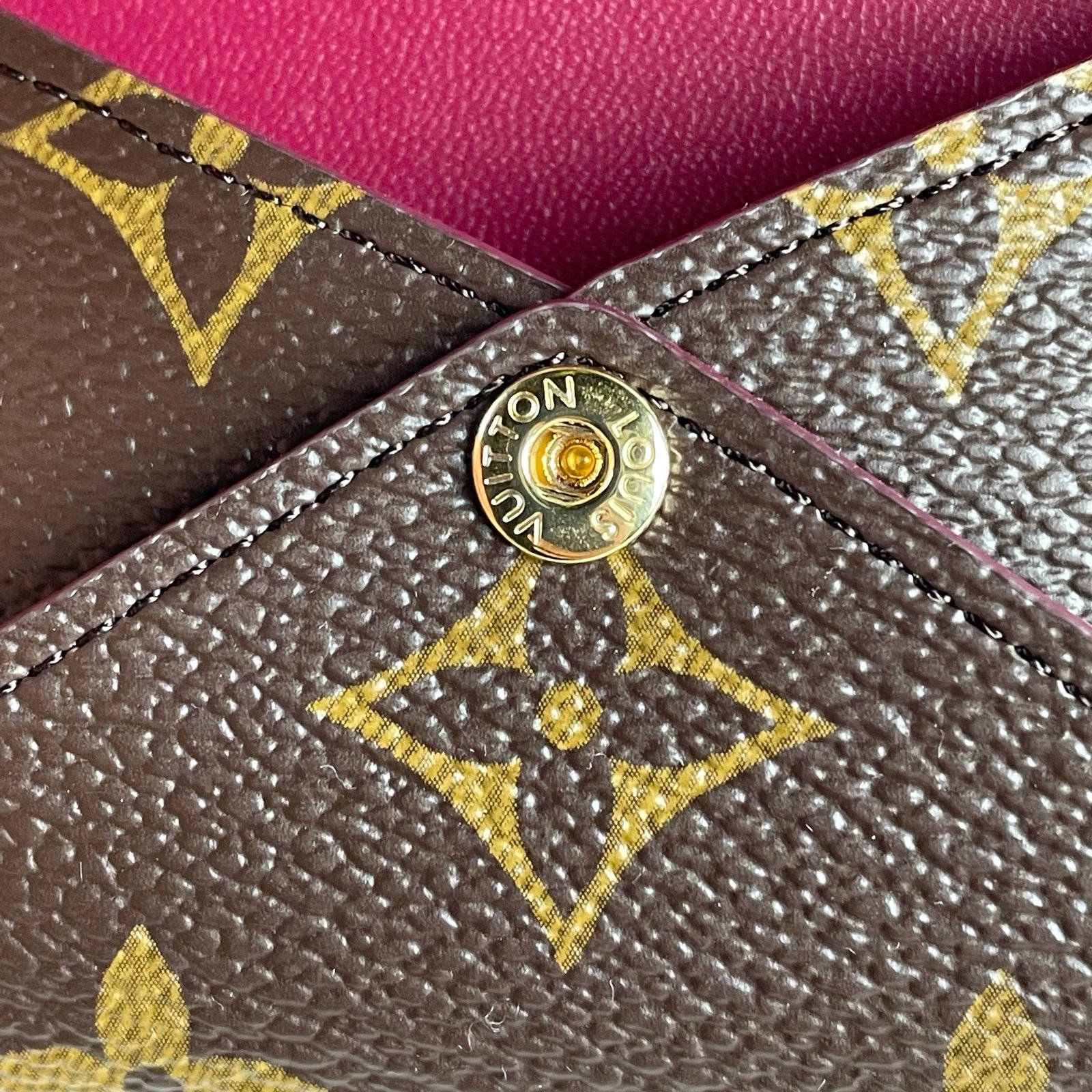 LOUIS VUITTON Pochette Kirigami – Image 13
