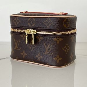 LOUIS VUITTON Nice Nano