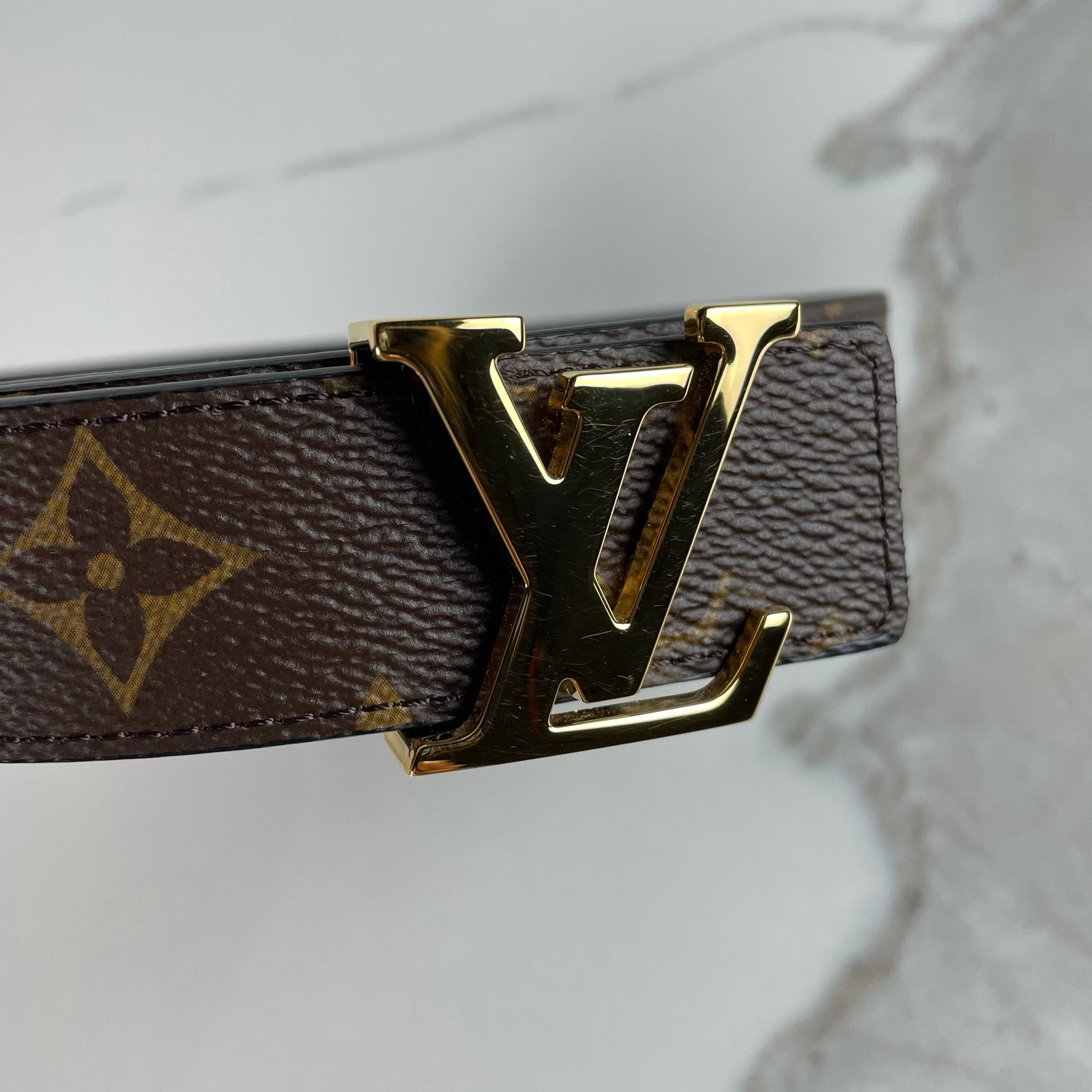 LOUIS VUITTON Ceinture LV 30 Monogram Réversible – Image 5