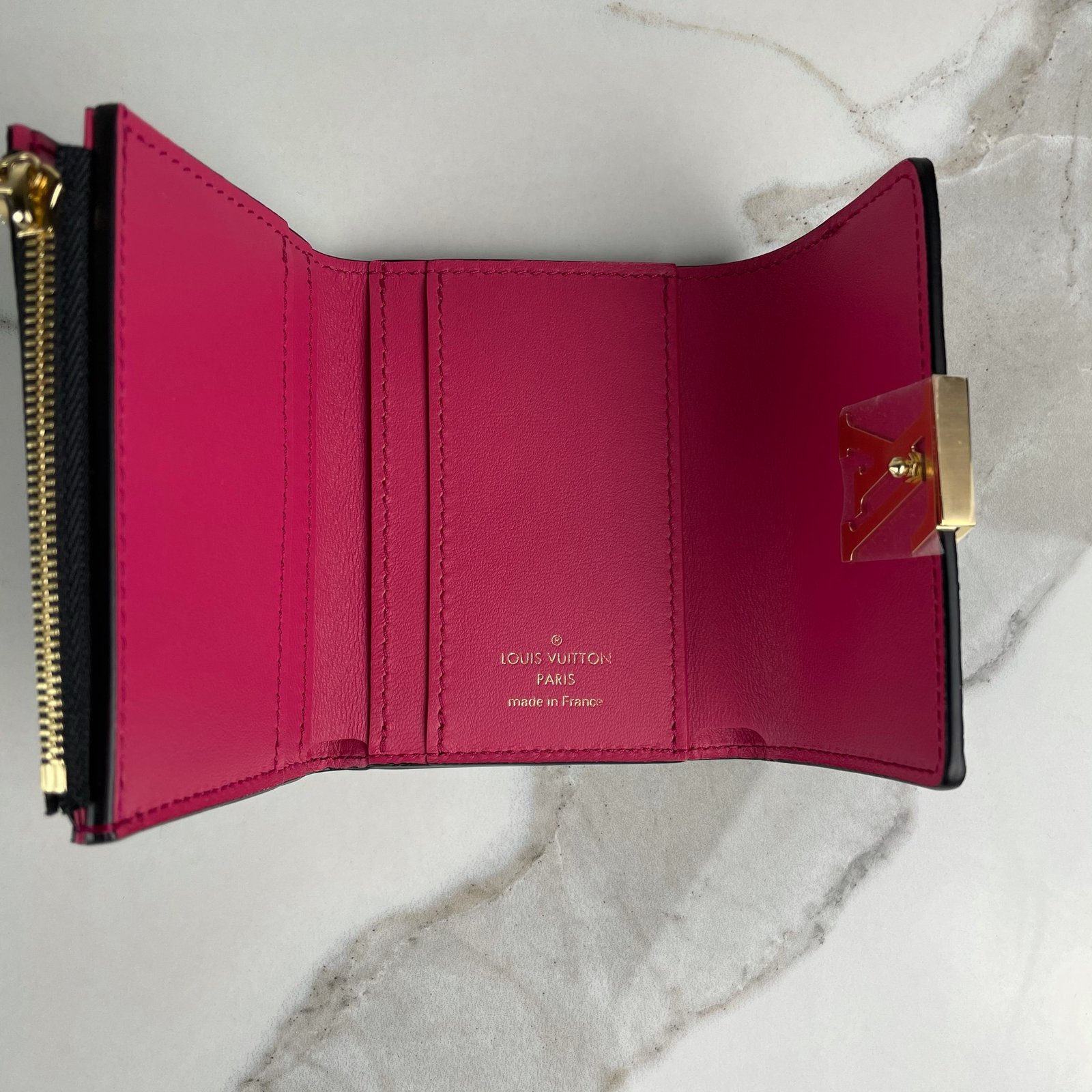 LOUIS VUITTON Capucines XS Wallet – Image 8