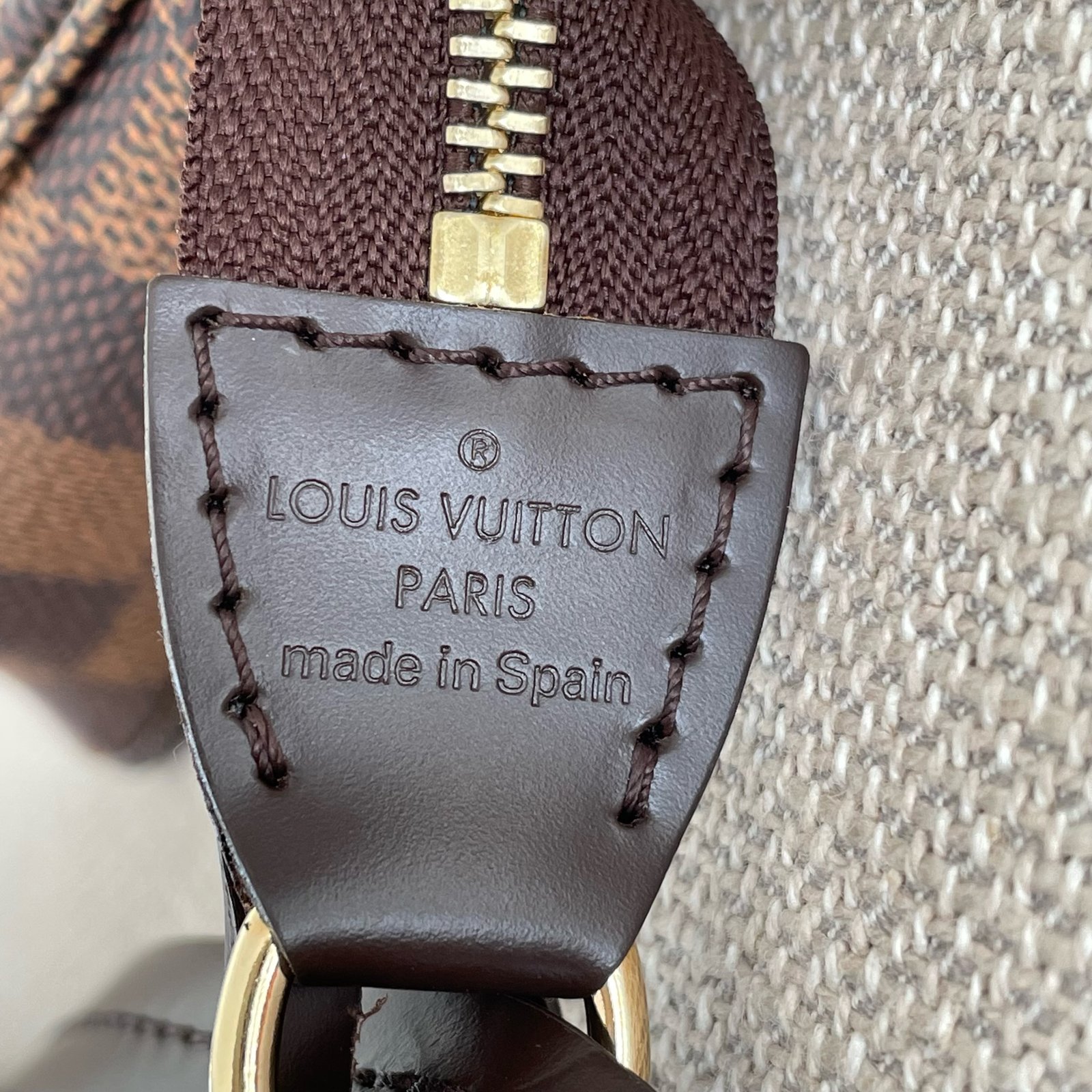 LOUIS VUITTON Pochette Accessoires NM – Image 4