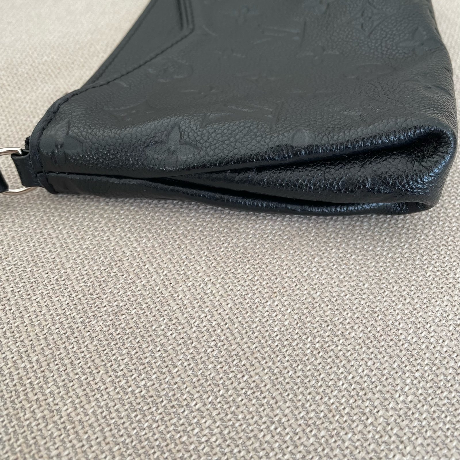 LOUIS VUITTON Pochette Pallas BB – Image 37