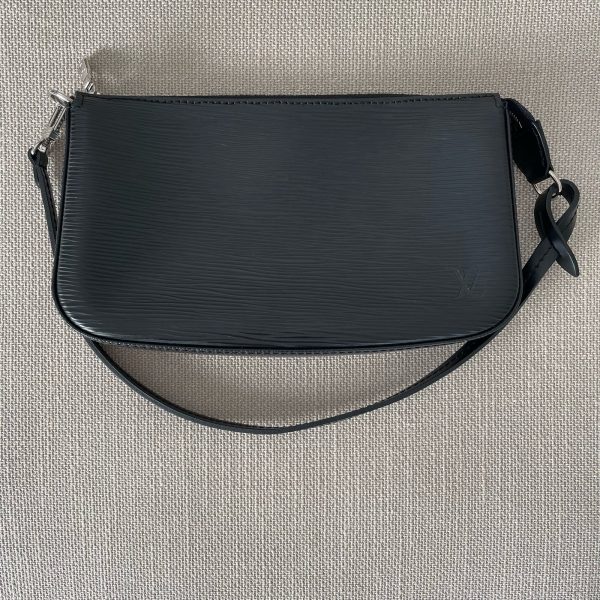 LOUIS VUITTON Pochette Accessoires – Image 17