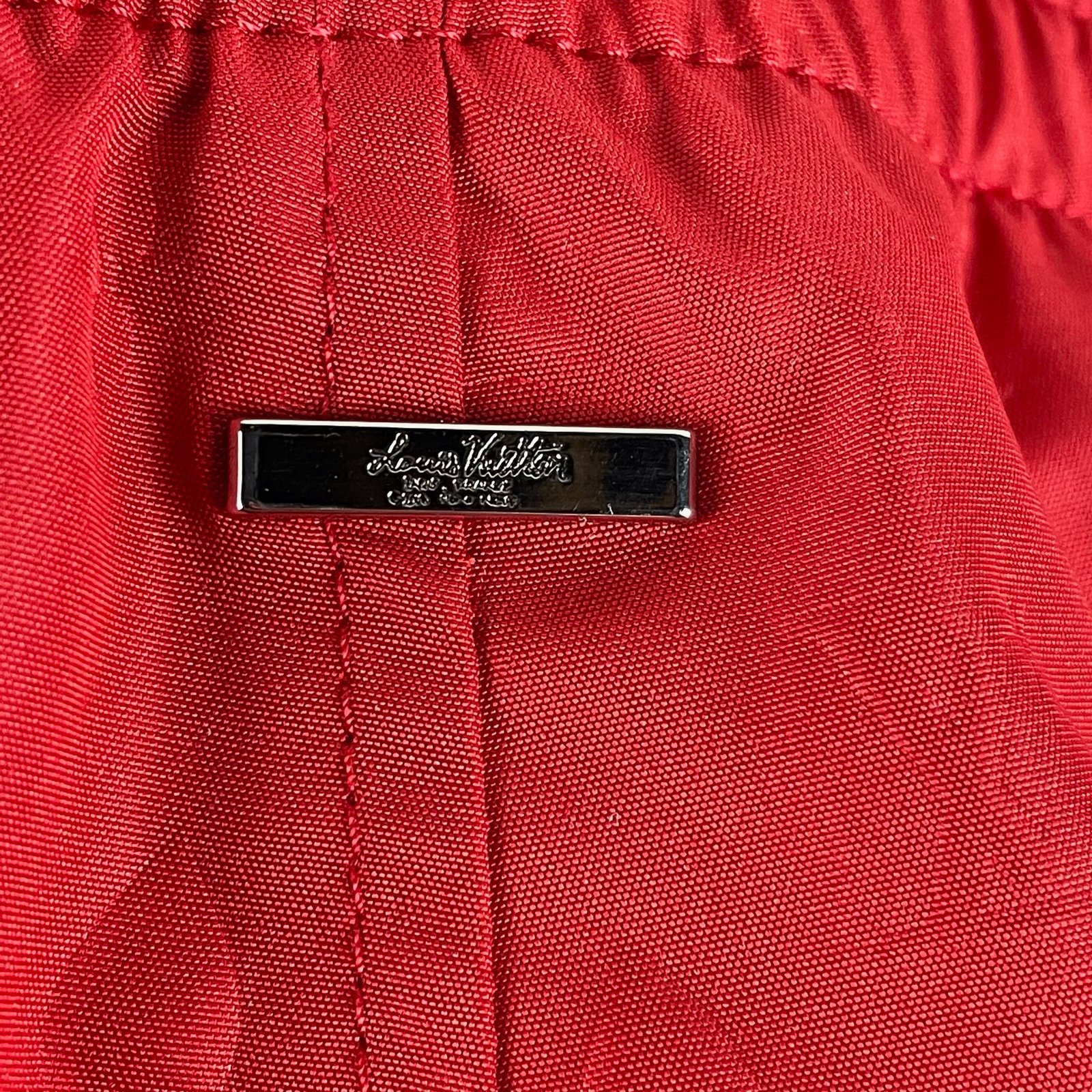 LOUIS VUITTON Louis Vuitton Short de bain Emblématique LVSE – Image 7