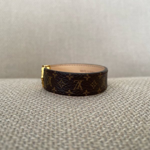 LOUIS VUITTON Bracelet Nano Monogram – Image 7