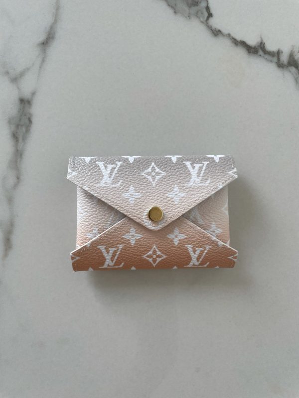 LOUIS VUITTON Pochette Kirigami