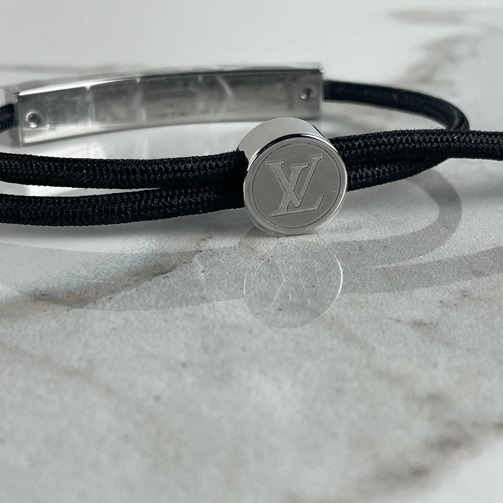 LOUIS VUITTON Bracelet LV Space – Image 5