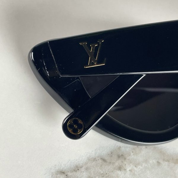LOUIS VUITTON Lunettes de Soleil My LV Cat – Image 9