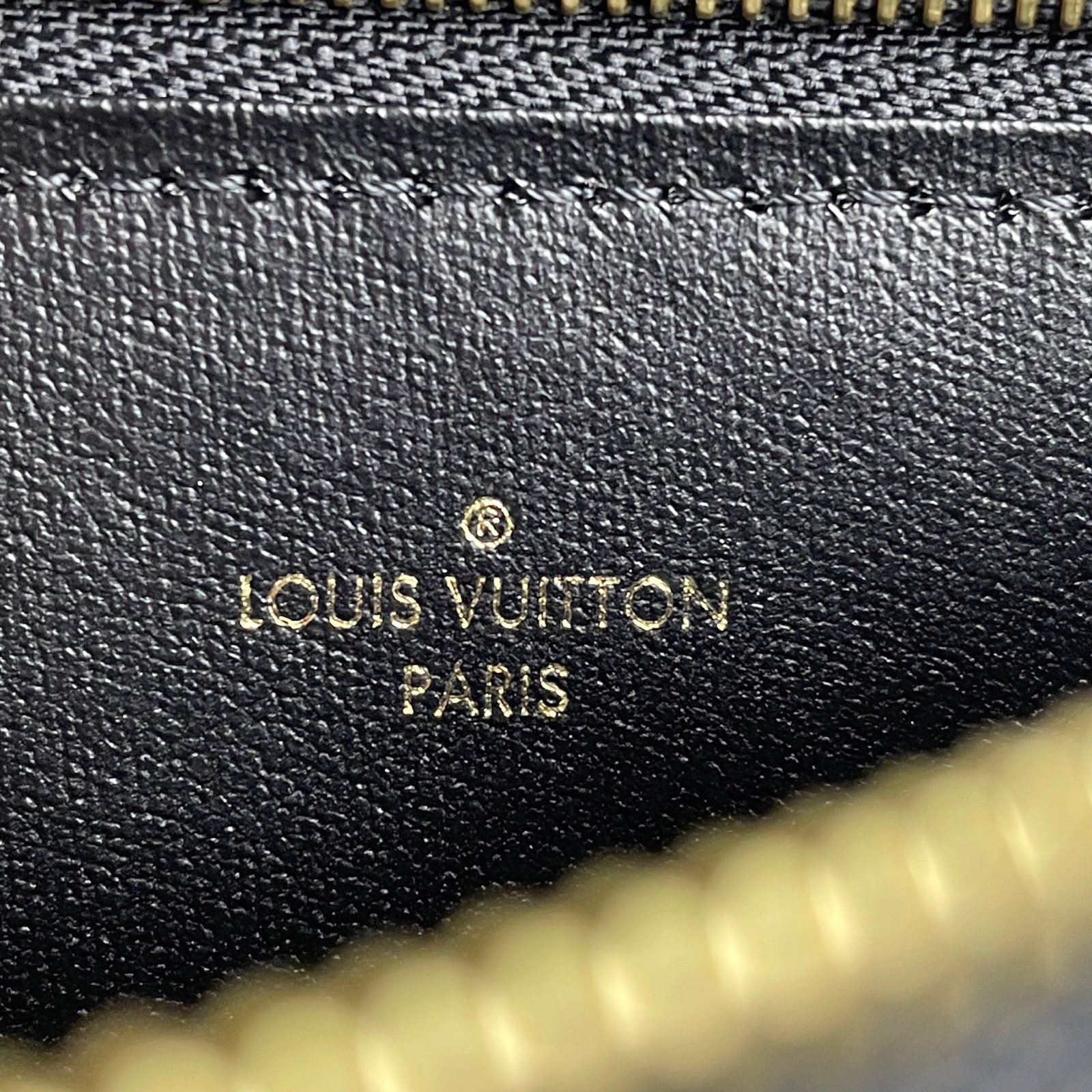 LOUIS VUITTON Pochette Félicie – Image 19