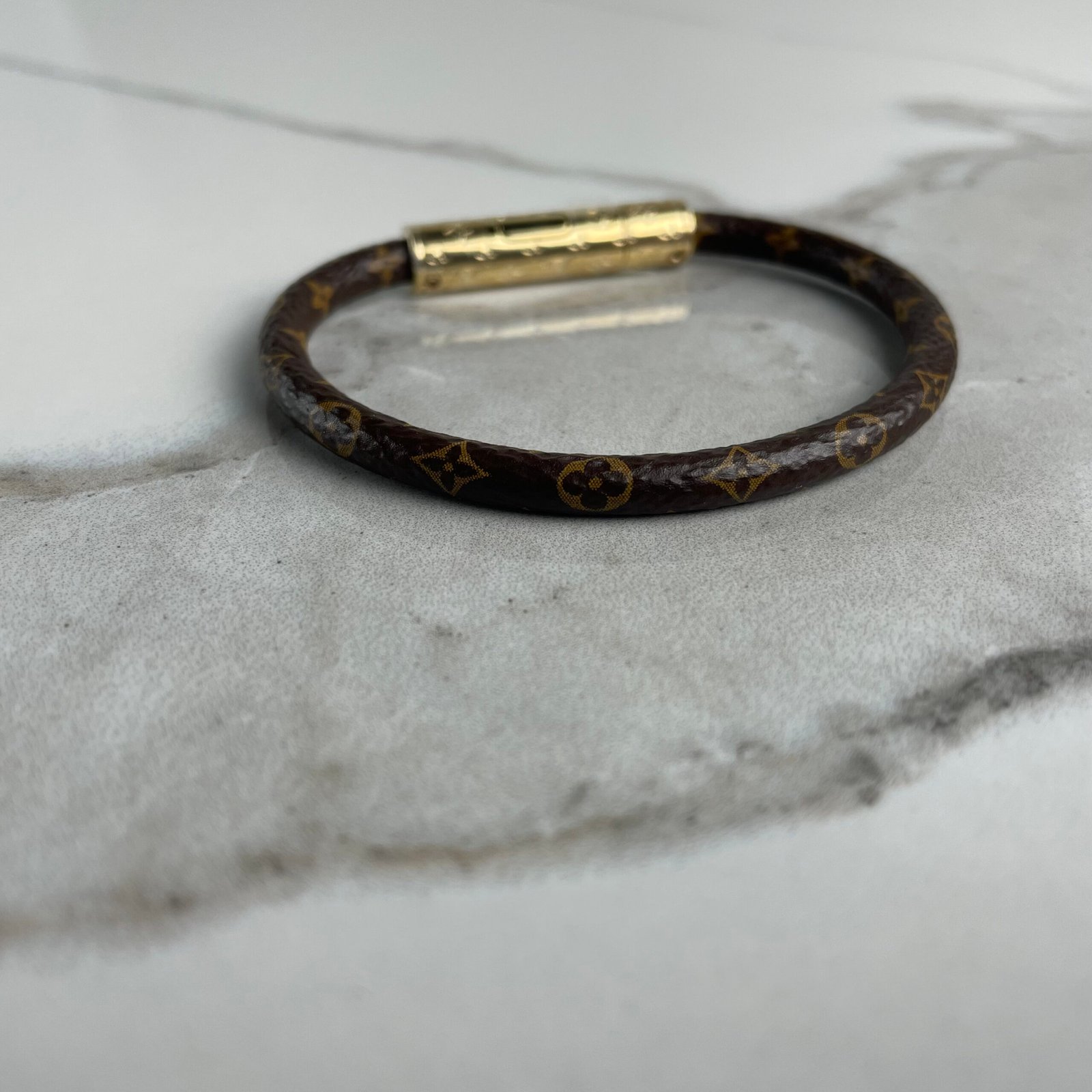 LOUIS VUITTON Bracelet LV Confidential – Image 7