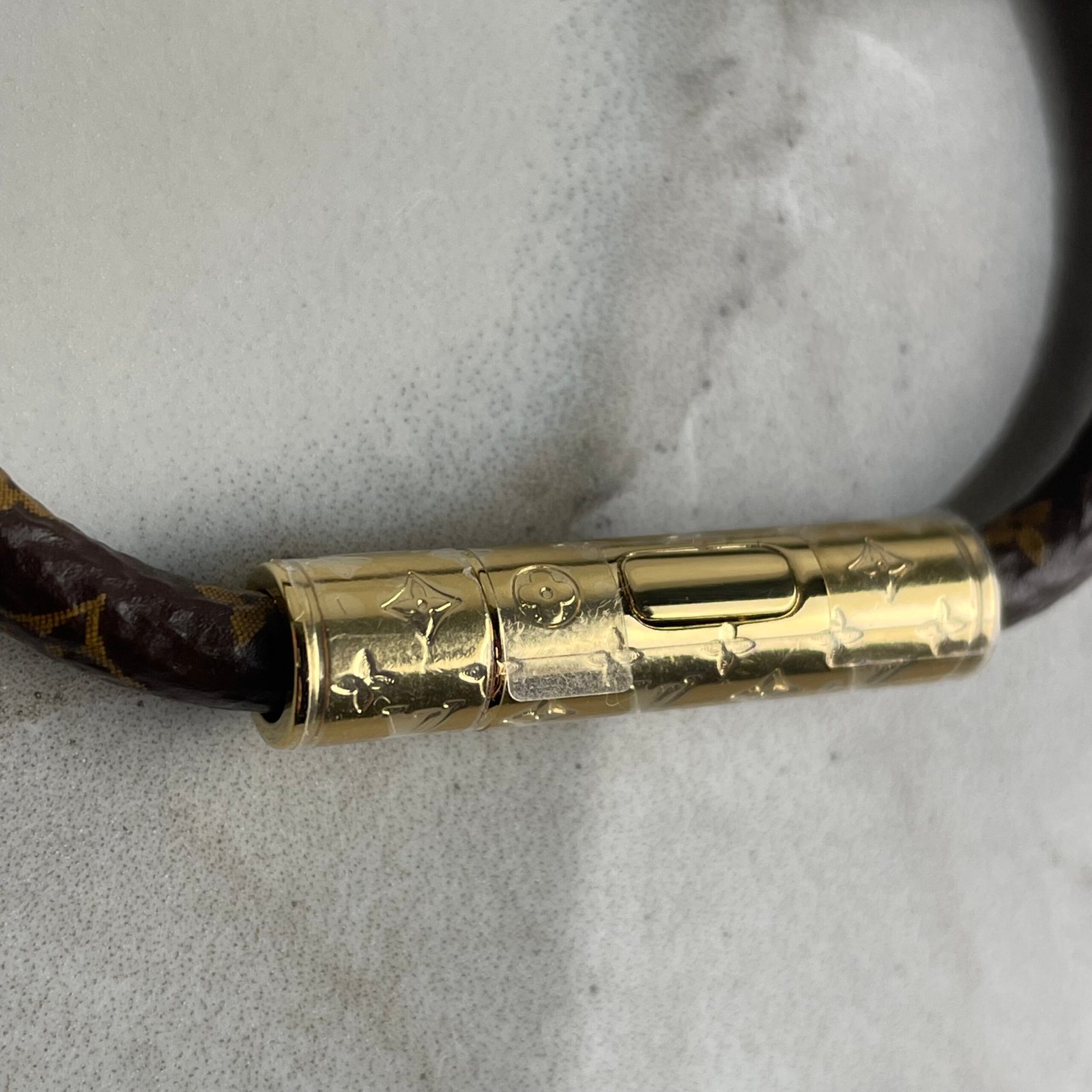 LOUIS VUITTON Bracelet LV Confidential – Image 9