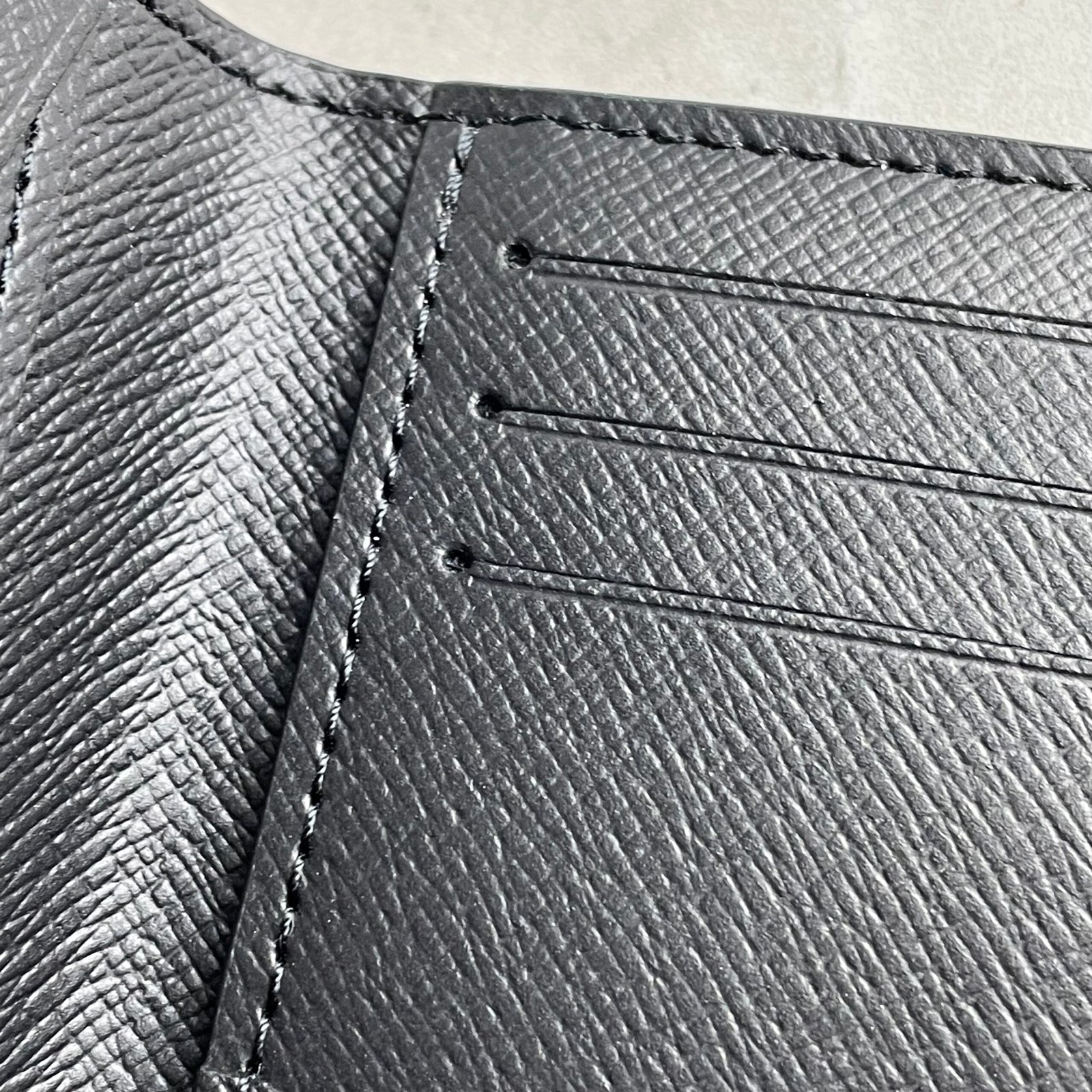 LOUIS VUITTON Organizer de Poche – Image 10