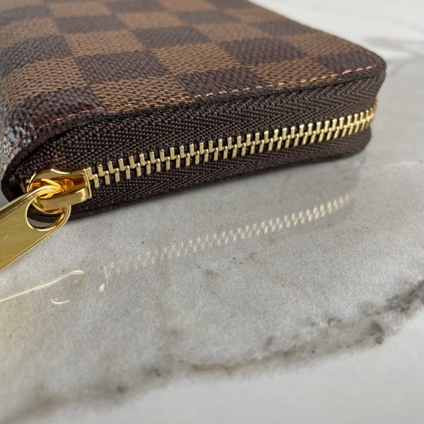 LOUIS VUITTON Zippy Coin Purse – Image 4
