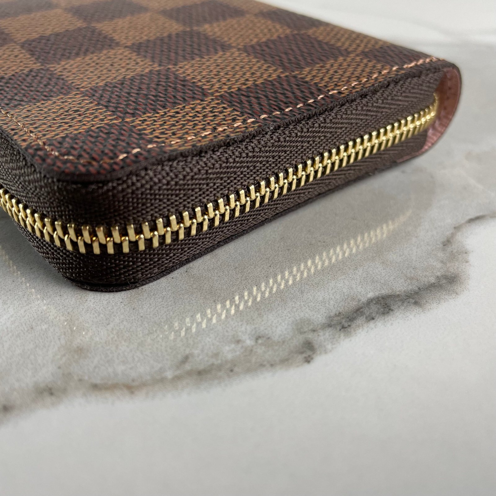 LOUIS VUITTON Zippy Coin Purse – Image 6