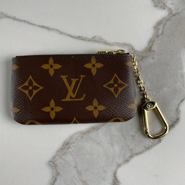 LOUIS VUITTON Pochette Clés – Image 3