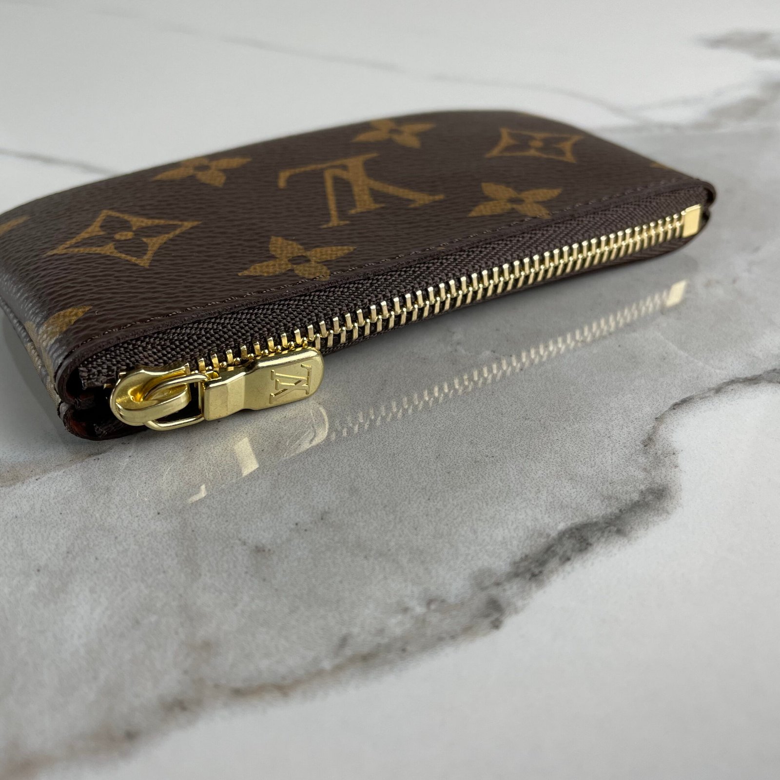 LOUIS VUITTON Pochette Clés – Image 11