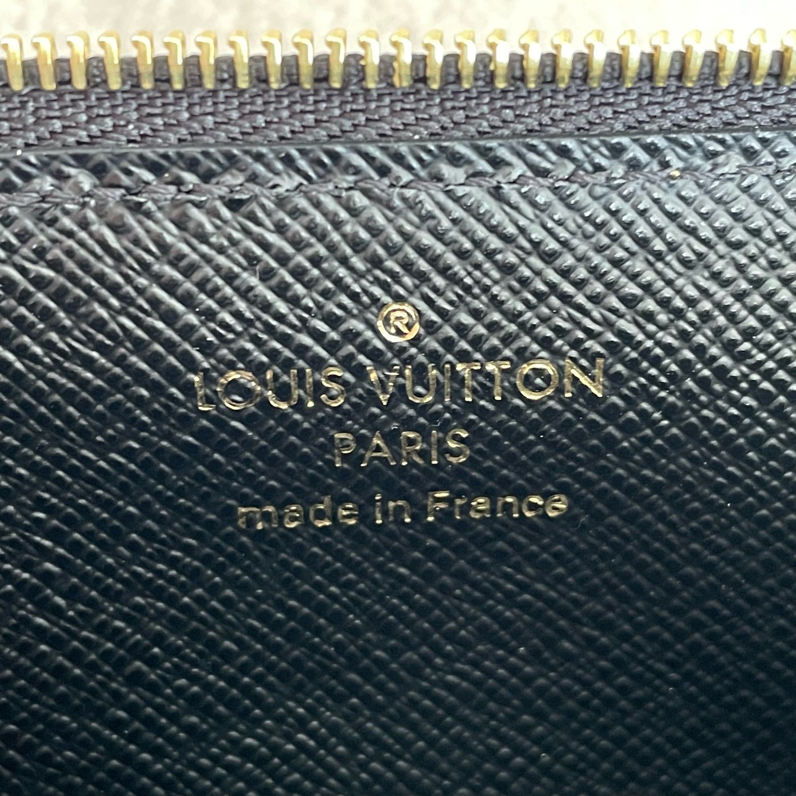 LOUIS VUITTON Porte-Cartes Recto Verso – Image 13