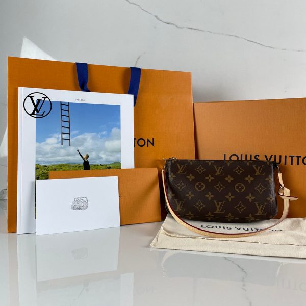 LOUIS VUITTON Pochette Accessoires NM – Image 2