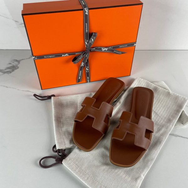 HERMÈS Oran Sandals – Image 4
