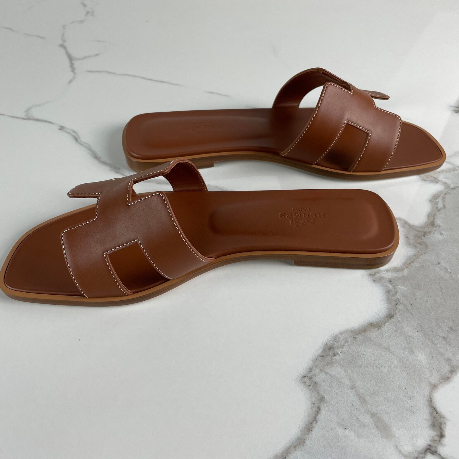 HERMÈS Oran Sandals – Image 9