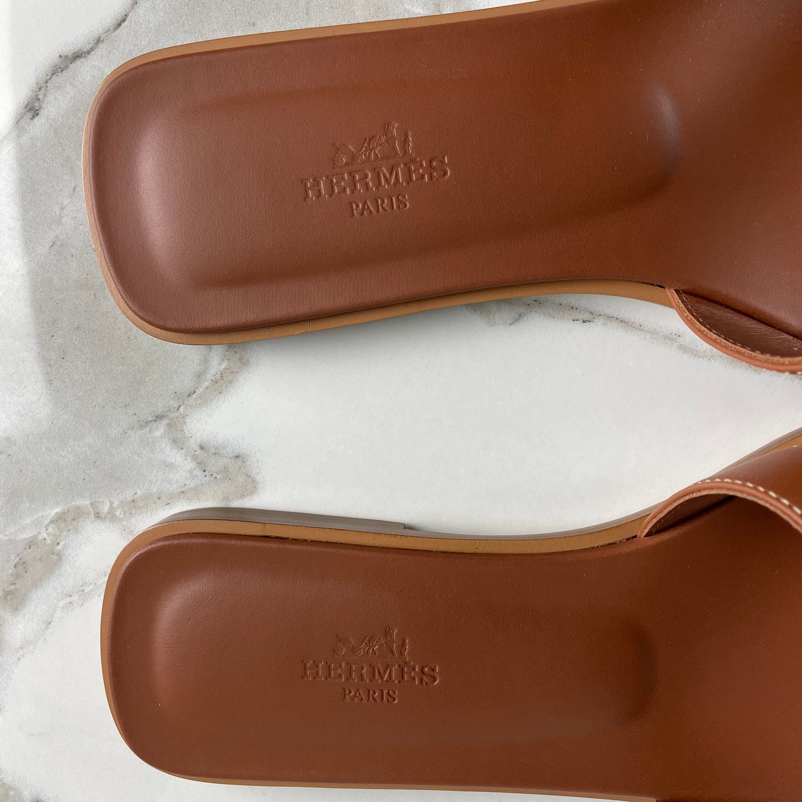 HERMÈS Oran Sandals – Image 11
