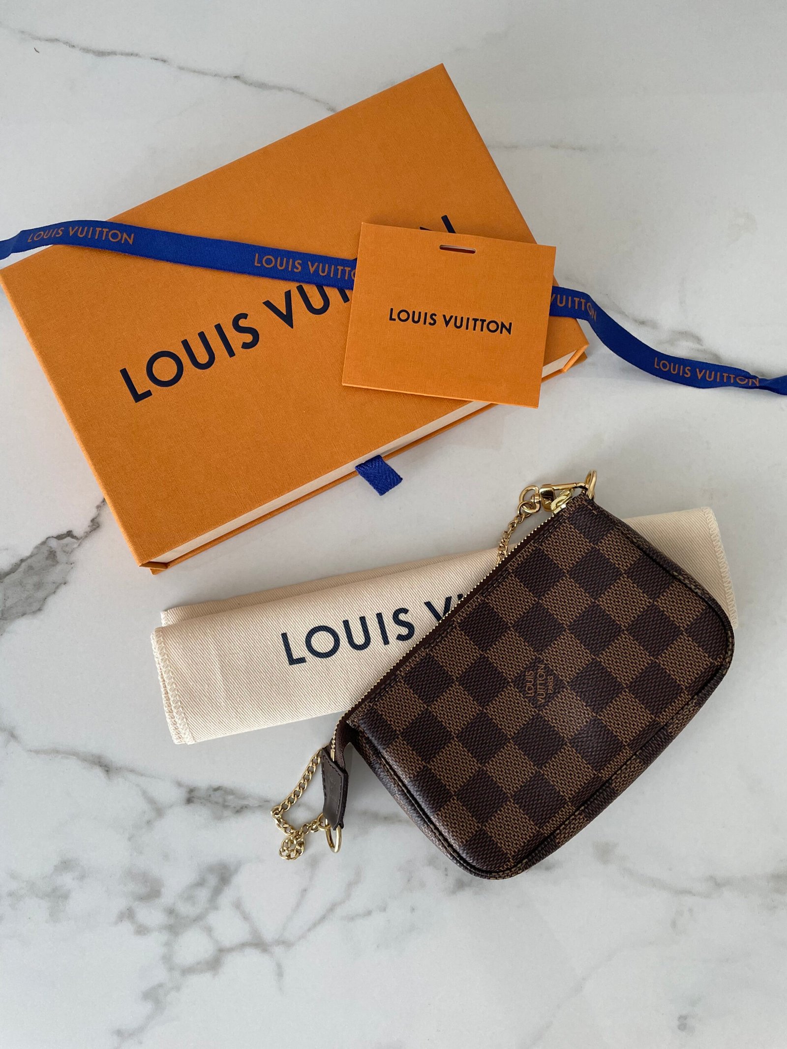 LOUIS VUITTON Mini Pochette Accessoires – Image 2