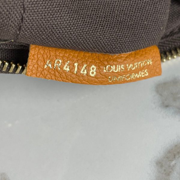 LOUIS VUITTON Pochette Pallas BB – Image 10