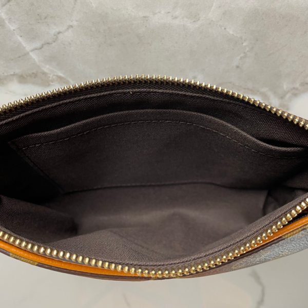 LOUIS VUITTON Pochette Pallas BB – Image 11