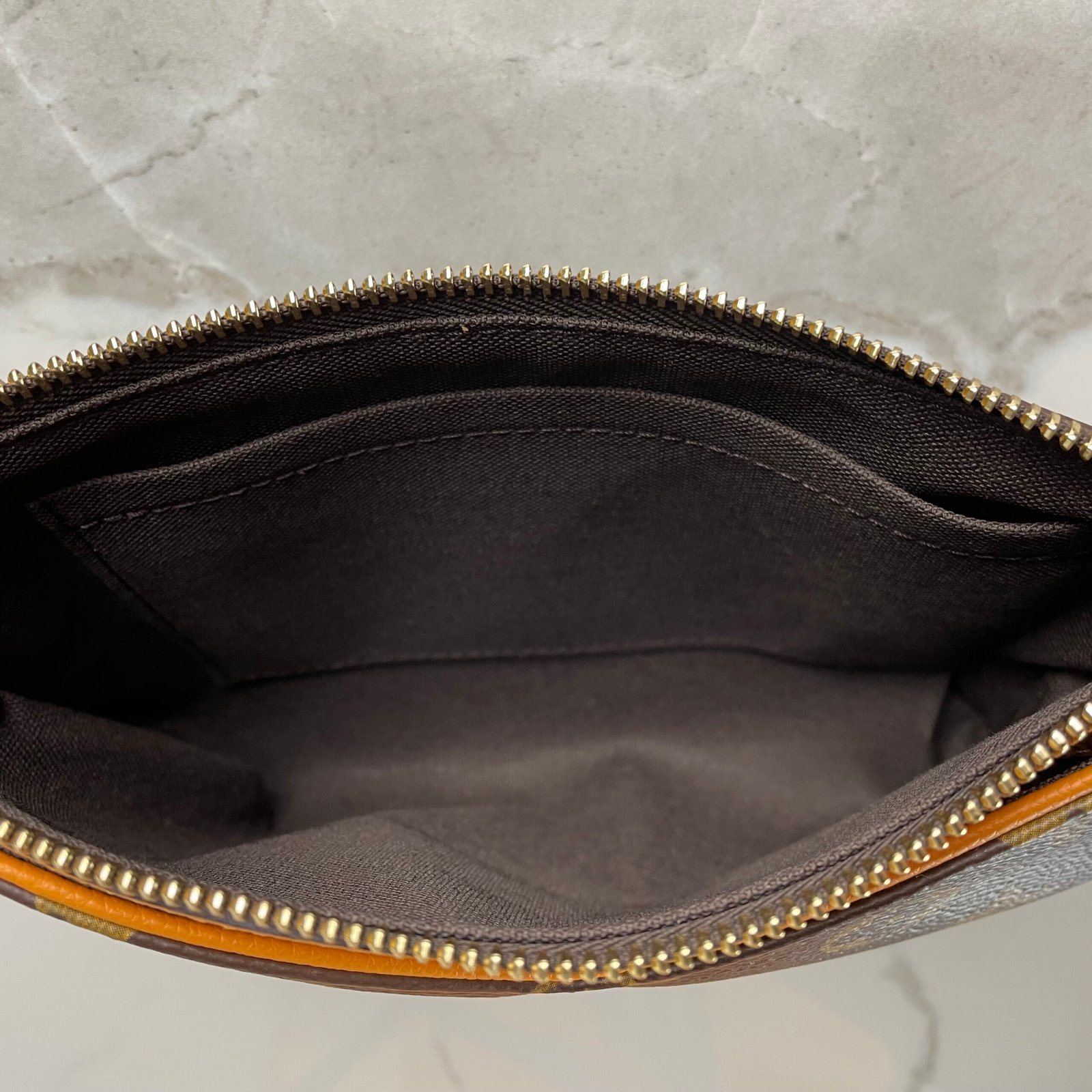 LOUIS VUITTON Pochette Pallas BB – Image 11