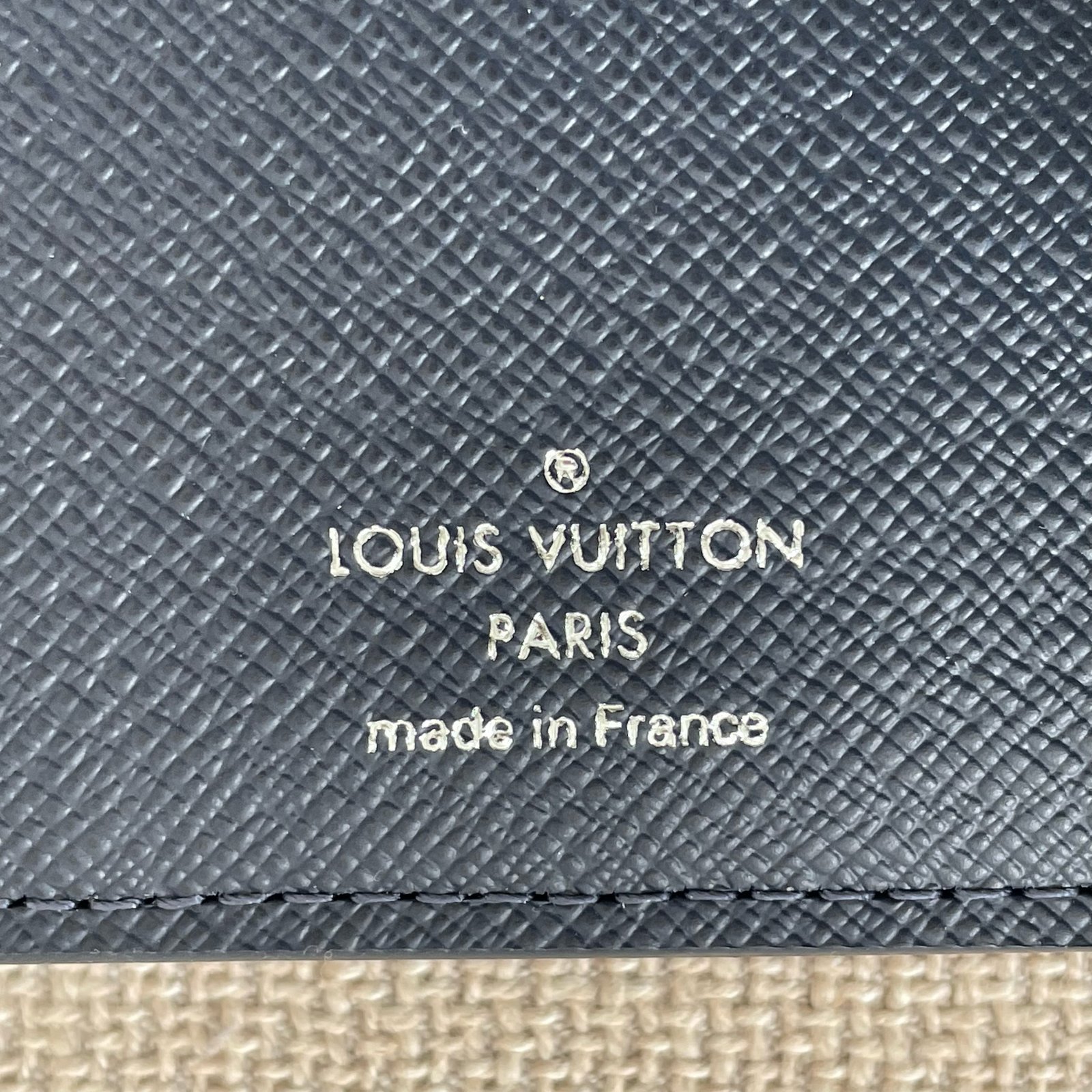 LOUIS VUITTON Portefeuille Multiple – Image 12