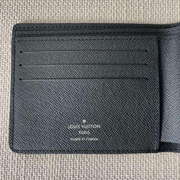 LOUIS VUITTON Portefeuille Multiple – Image 8