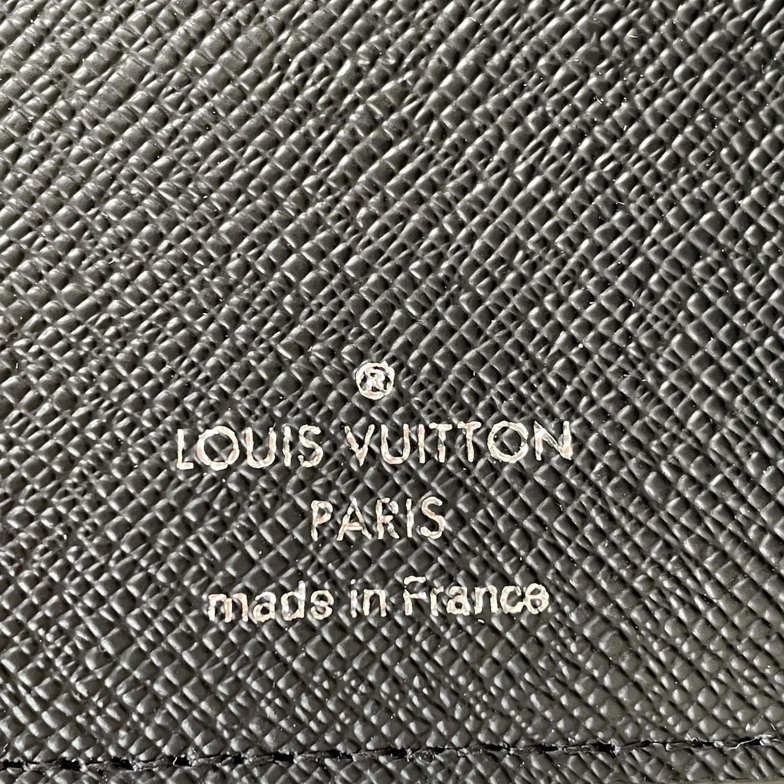 LOUIS VUITTON Portefeuille Multiple – Image 11