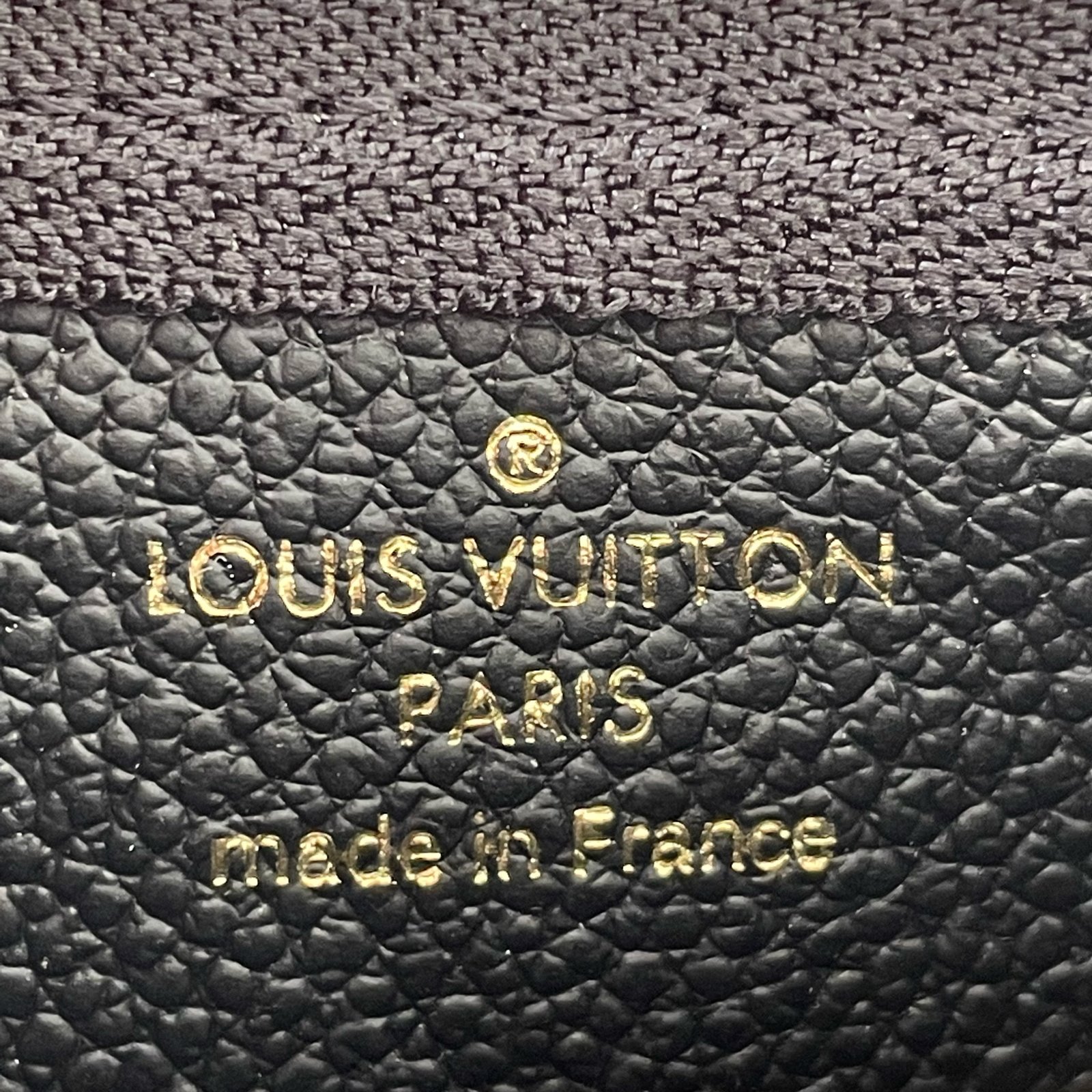 LOUIS VUITTON Key Pouch – Image 5