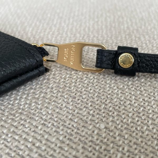 LOUIS VUITTON Key Pouch – Image 11
