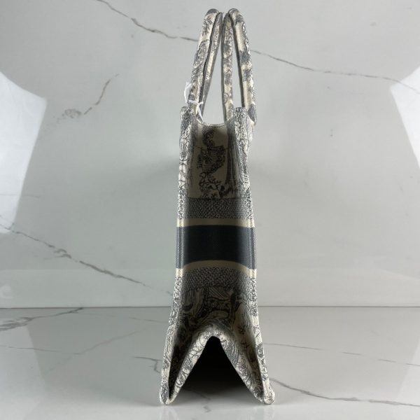 DIOR Book Tote Small – Image 7