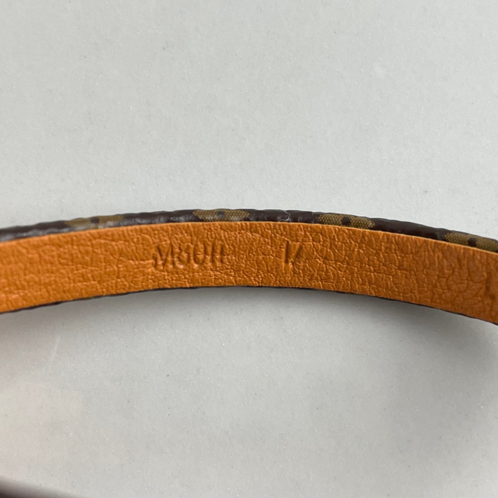 LOUIS VUITTON Bracelet à Charm Petite Malle – Image 12
